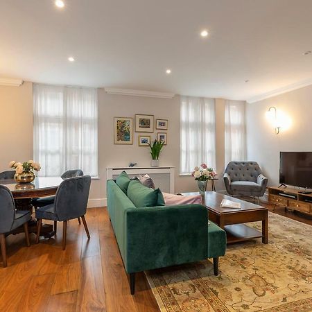 Ferienwohnung Joivy Beautiful 2 Bed Apt In The Heart Of Mayfair, Close To Tube London Exterior foto