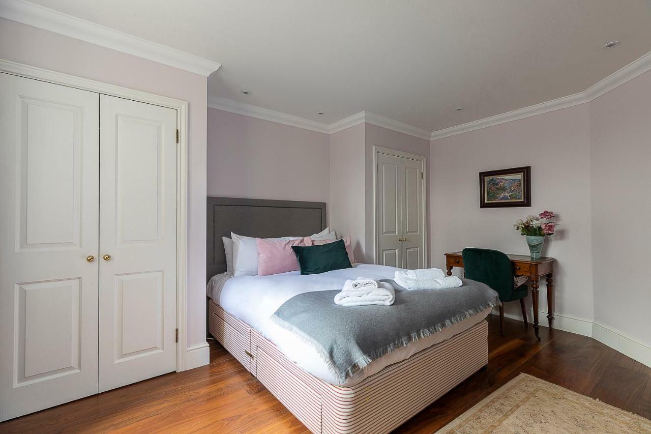 Ferienwohnung Joivy Beautiful 2 Bed Apt In The Heart Of Mayfair, Close To Tube London Exterior foto