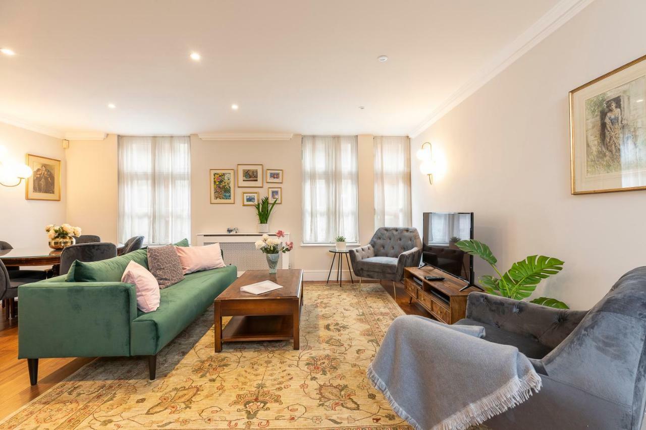 Ferienwohnung Joivy Beautiful 2 Bed Apt In The Heart Of Mayfair, Close To Tube London Exterior foto